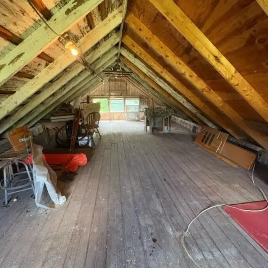 Large attic cleared after cleanout